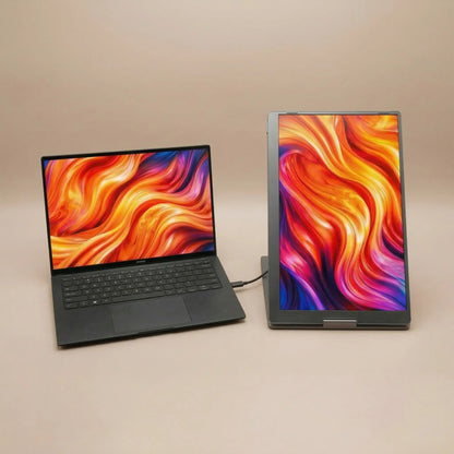 Lumis Trio - One-Cable Triple Monitor